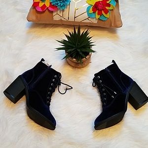 Brand New Women Velvet Bootie